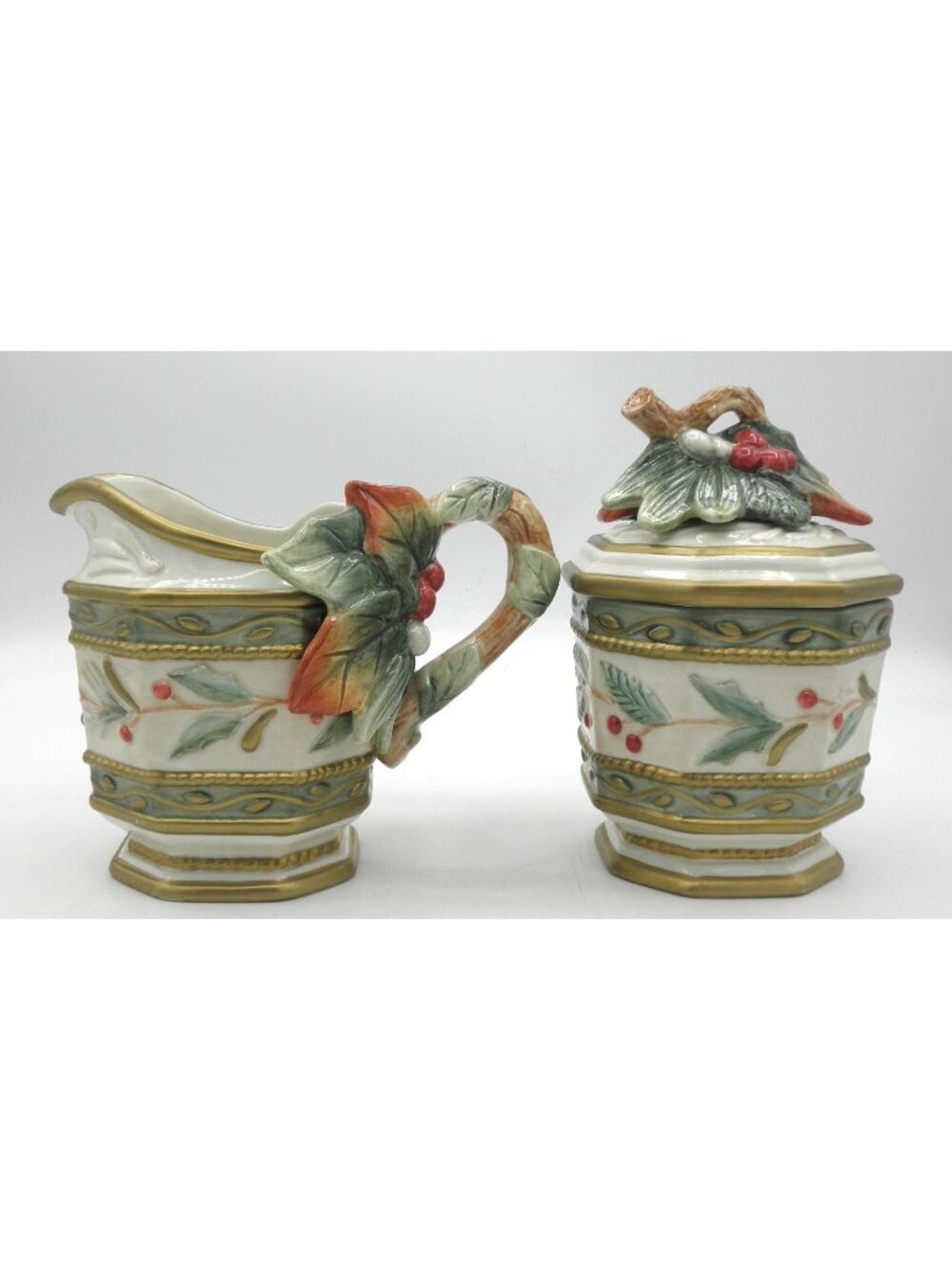 Winter Wonderland by Fitz & Floyd Cream & Covered Sugar Set Pattern Code: FITWIW